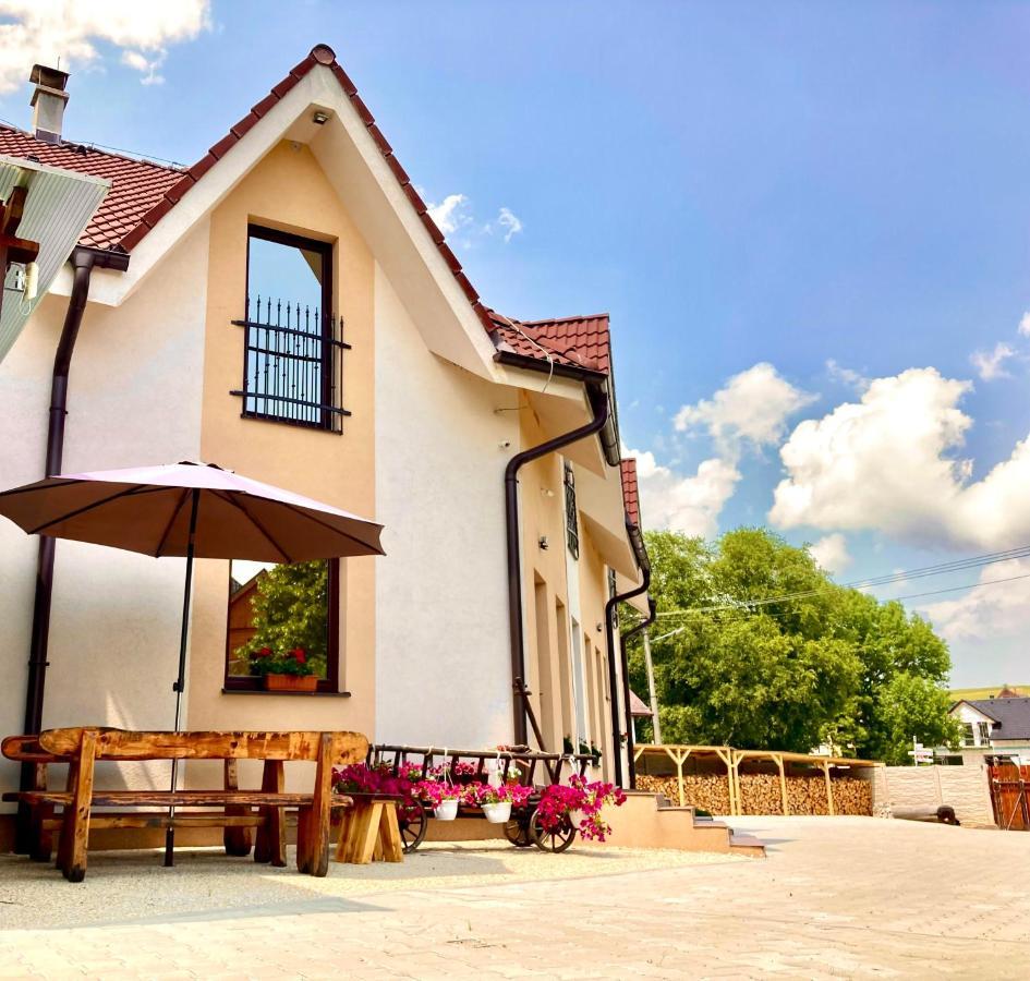 Vila Lesana Nová Lesná Buitenkant foto